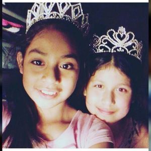 Meet your Posher, Perez